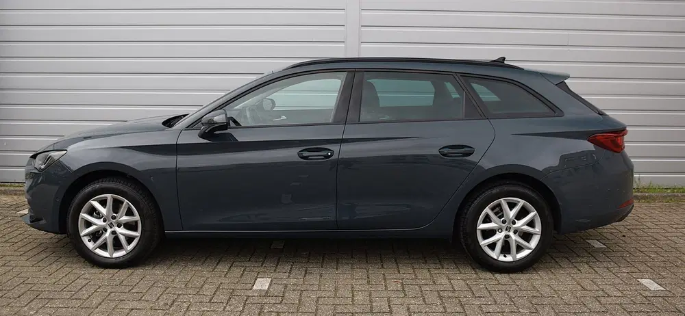 SEAT Leon 1.5 eTSI Style Business Intense*2e ei uit 2025, foto 4