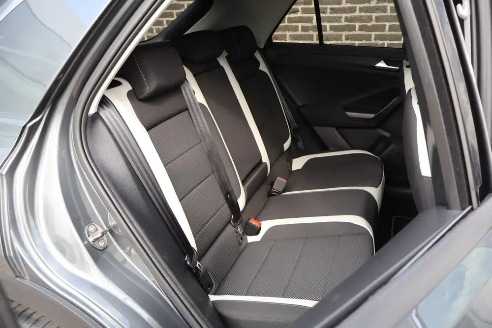 Volkswagen T-Roc 1.5 TSI 150pk Sport | Panoramadak | Beats A uit 2020, foto 18