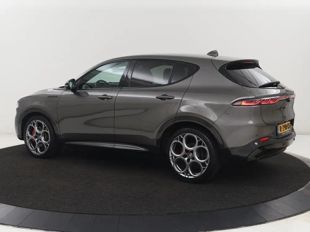Alfa Romeo Tonale 1.5T Hybrid Edizione Speciale | Stoelventi uit 2022, foto 2
