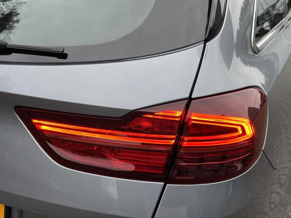 Kia Ceed 1.5 T-GDi DynamicLine Navigatie uit 2023, foto 9