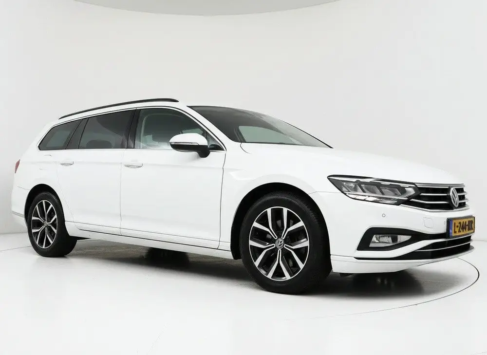 Volkswagen Passat Variant 1.6 TDI Comfort Business | Camera uit 2019, foto 13