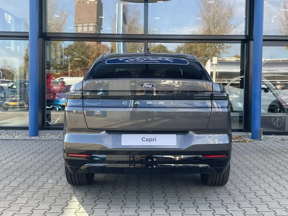 Ford Capri Premium Extended Range RWD 77 kWh uit 2026, foto 6