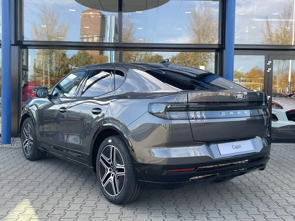 Ford Capri Premium Extended Range RWD 77 kWh uit 2026, foto 7