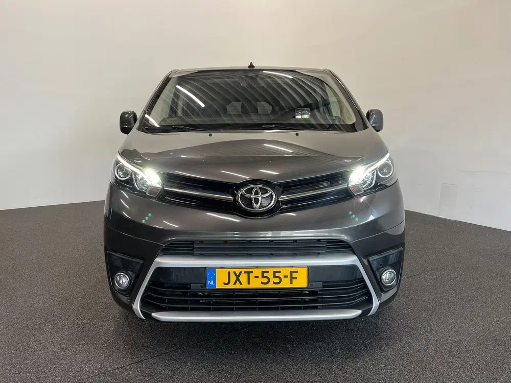 Toyota Proace L2 Extra Range Luxury 75 kWh 8p uit 2022, foto 2