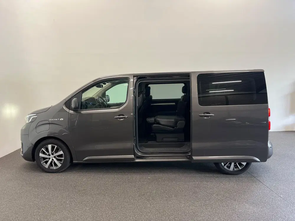 Toyota Proace L2 Extra Range Luxury 75 kWh 8p uit 2022, foto 4