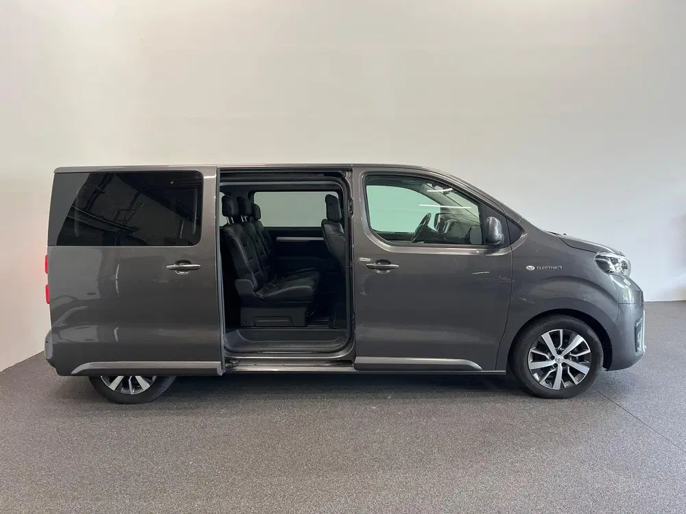 Toyota Proace L2 Extra Range Luxury 75 kWh 8p uit 2022, foto 7