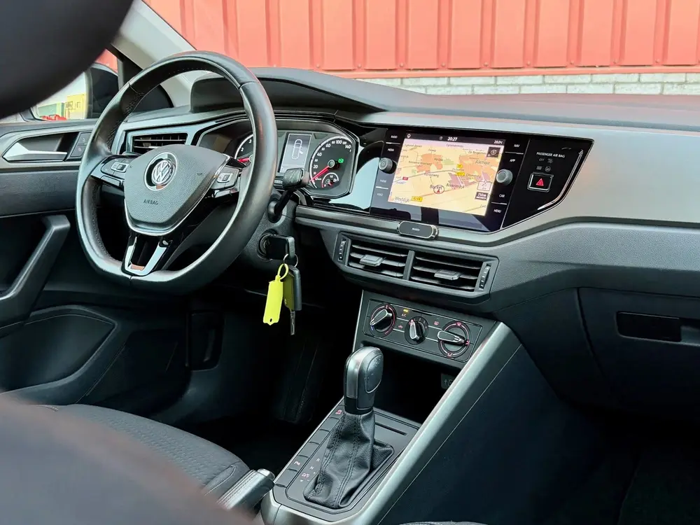 Volkswagen Polo 1.0 TSI Carplay Navi NAP PDC ACC DAB 17 inch uit 2020, foto 2