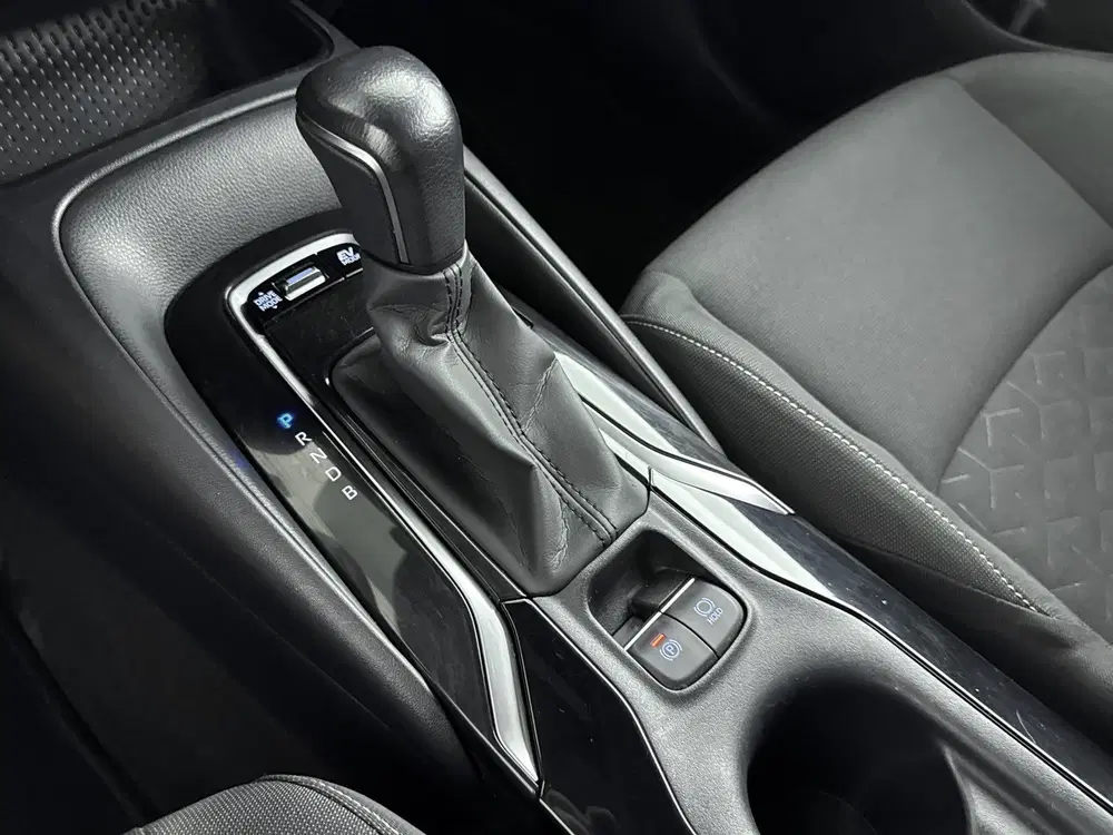 Toyota Corolla 1.8 Hybrid Business uit 2022, foto 10