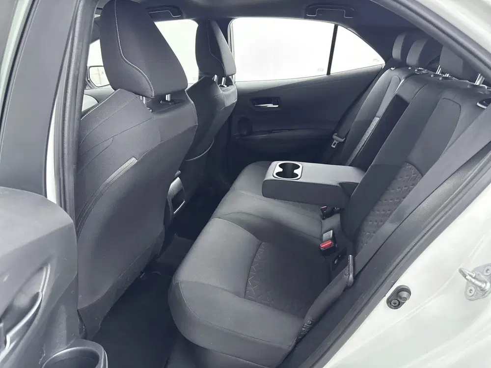 Toyota Corolla 1.8 Hybrid Business uit 2022, foto 17