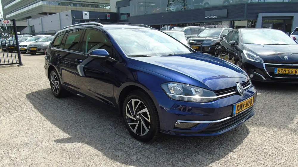 Volkswagen Golf Variant 1.0 TSI Highline uit 2019, foto 3