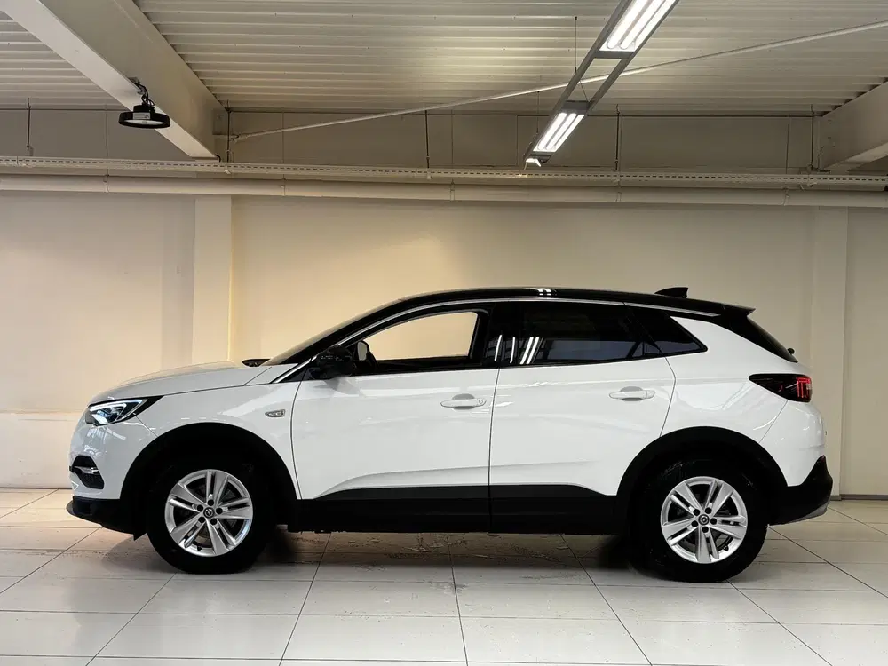 Opel Grandland X 1.2 Turbo Business Elegance uit 2021, foto 4