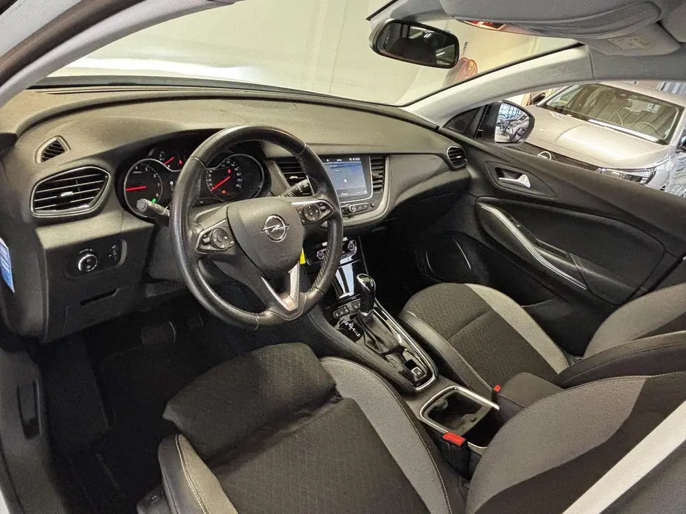 Opel Grandland X 1.2 Turbo Business Elegance uit 2021, foto 6