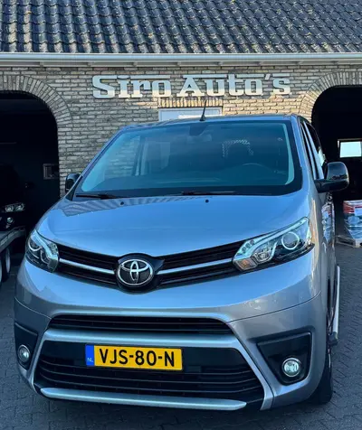 Toyota Proace 2.0 D-4D Black Line Long DC Bj 2021 Zee uit 2021