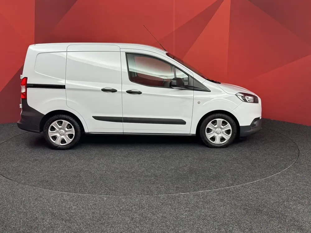 Ford Transit Courier 1.0 Trend uit 2019, foto 11