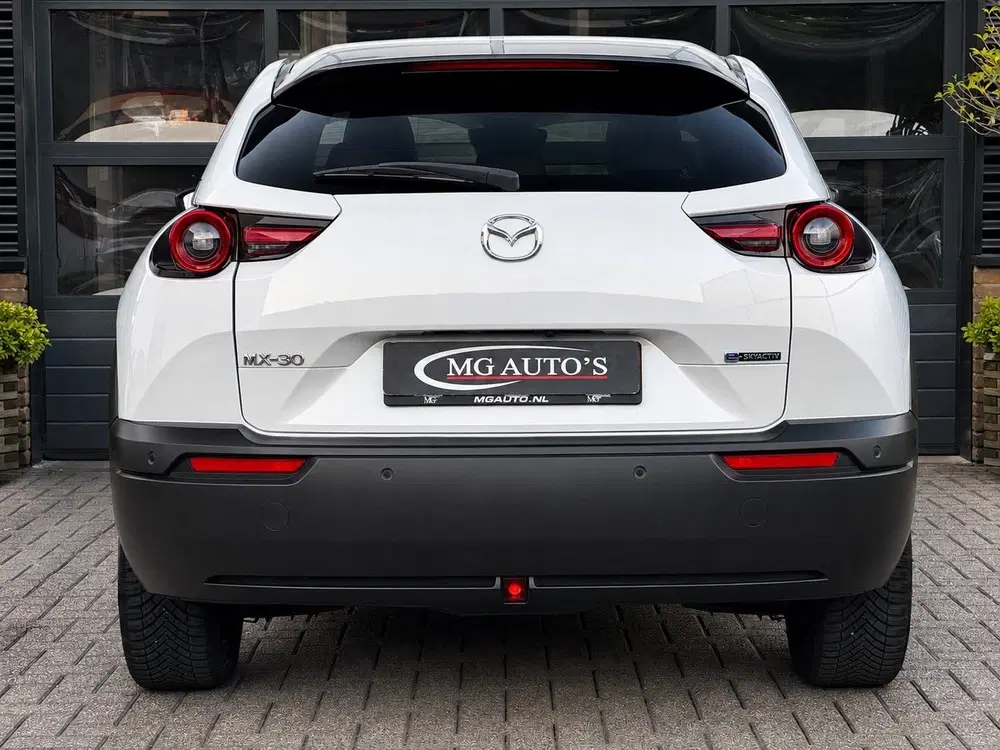 Mazda MX-30 E-SkyActiv 145 Luxury 36 kWh uit 2020, foto 20
