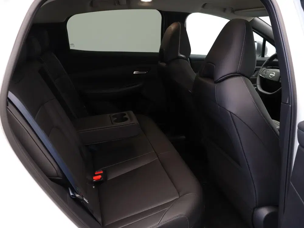 Nissan Leaf Evolve 75 kWh uit 2026, foto 8