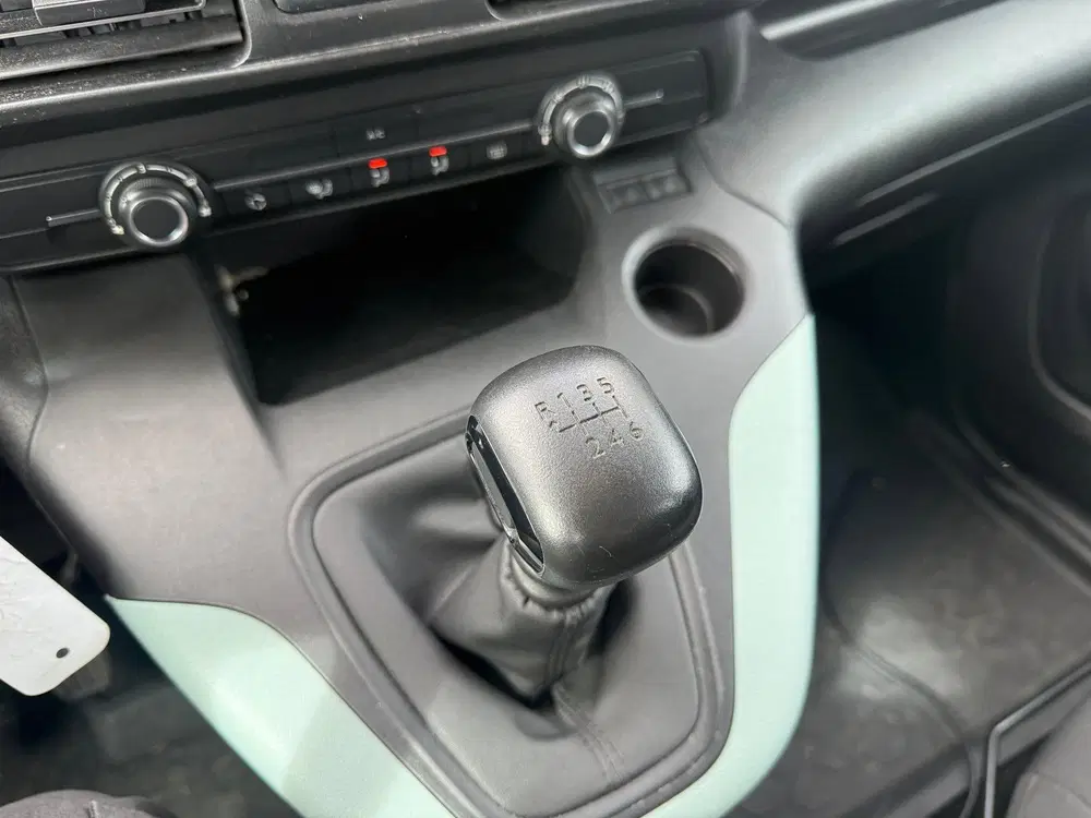 Citroën Berlingo Citroen Berlingo XL 1.2 PureTech Live Lane uit 2020, foto 11
