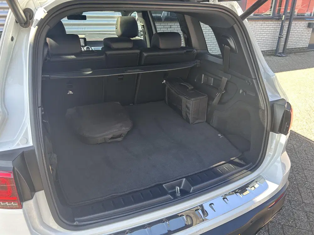 Mercedes-Benz EQB 300 4MATIC AMG Line 7p. 67 kWh uit 2022, foto 9