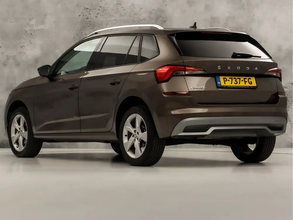 Skoda Kamiq 1.0 TSI Ambition Sport Automaat (APPLE CARPLAY uit 2019, foto 3