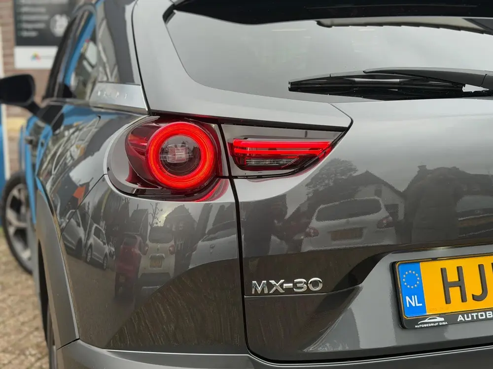 Mazda MX-30 E-SkyActiv R-EV 170 Advantage 2025 AUT NAV uit 2025, foto 6