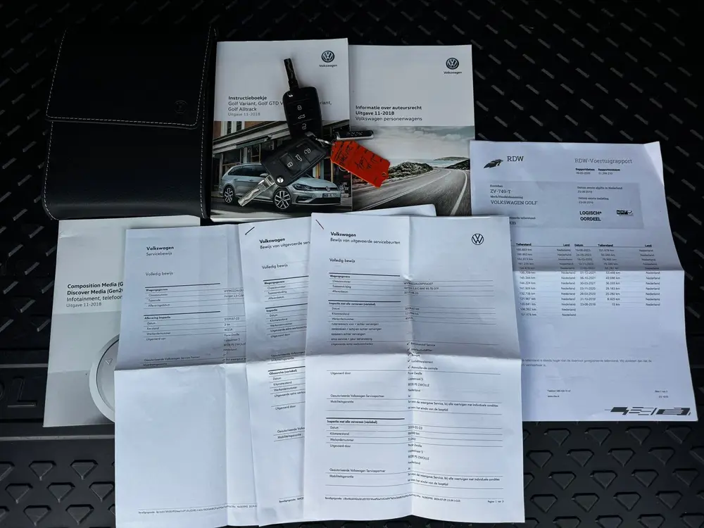 Volkswagen Golf Variant 1.0 TSI Comfortline Business | Trekh uit 2019, foto 2