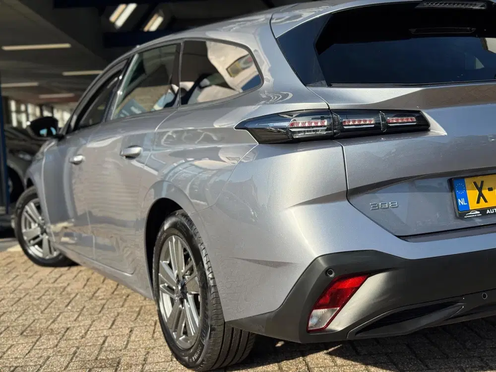 Peugeot 308 1.2 PureTech Active Pack Busines 2023 AUT uit 2023, foto 5