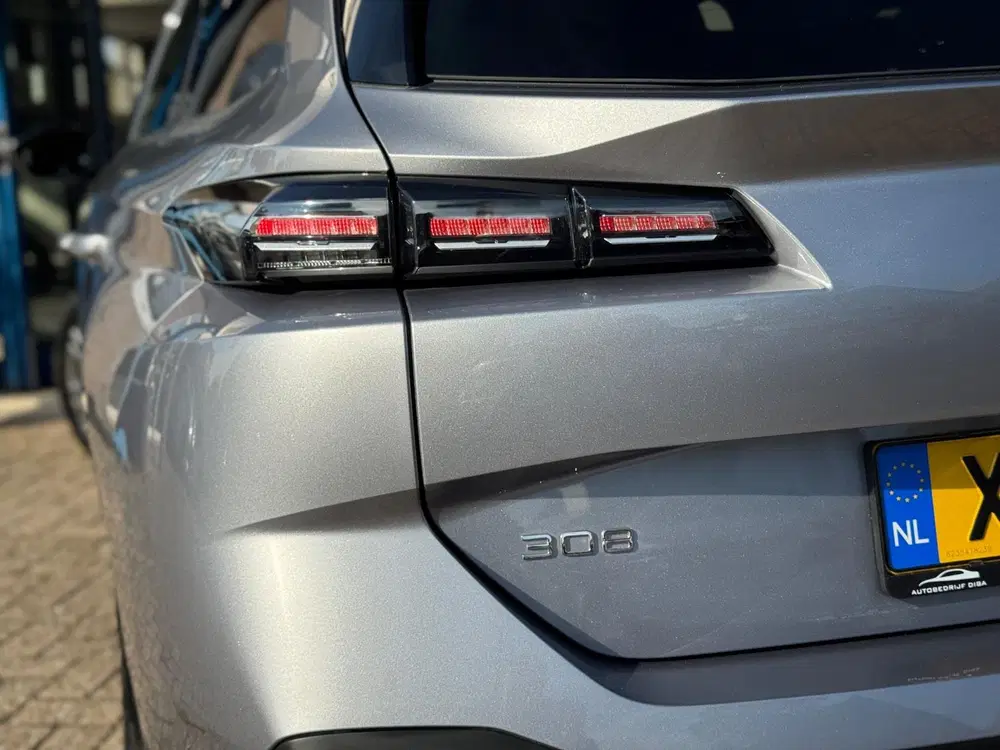 Peugeot 308 1.2 PureTech Active Pack Busines 2023 AUT uit 2023, foto 6