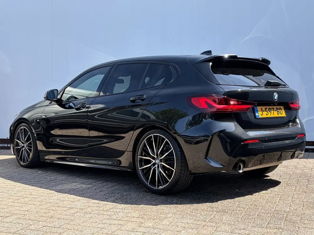 BMW 1-Serie 118i Executive Edition M-Sport Zetels HUD Adapt. uit 2020, foto 2