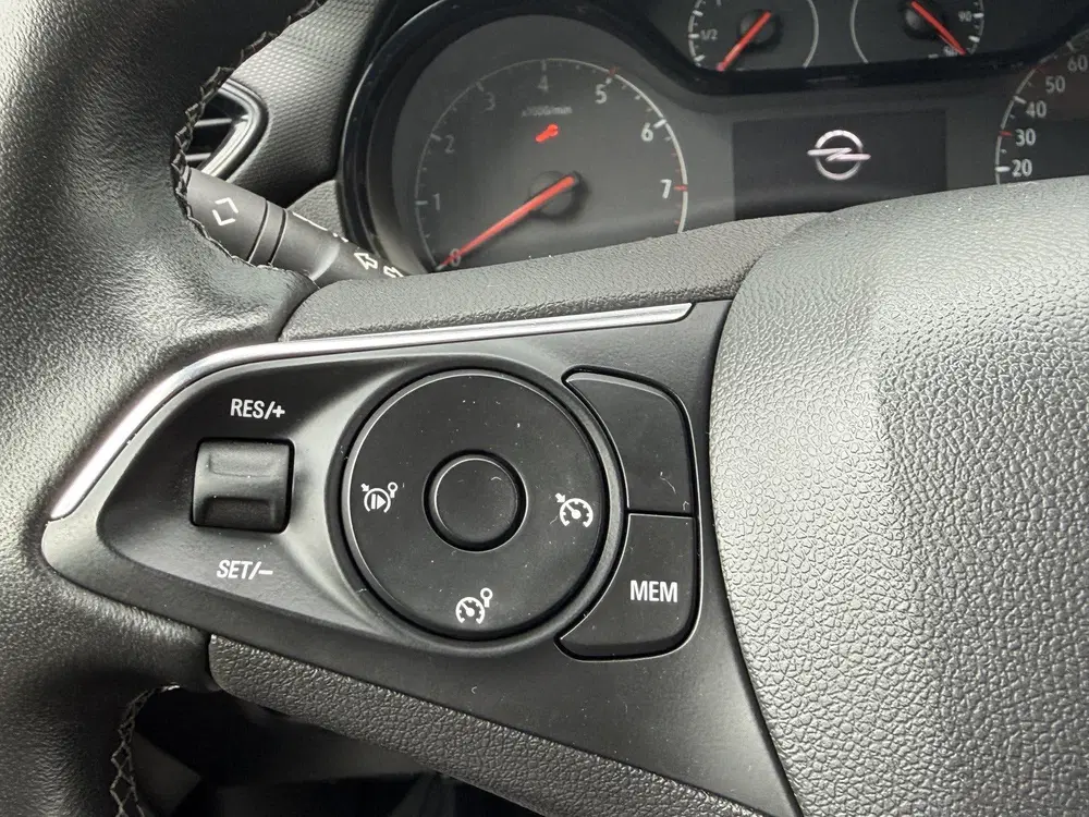 Opel Crossland BWJ 11-2021 uit 2021, foto 8