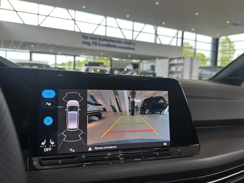 Volkswagen Golf Variant 1.5 eTSI R-Line Business+ | Panorami uit 2023, foto 15