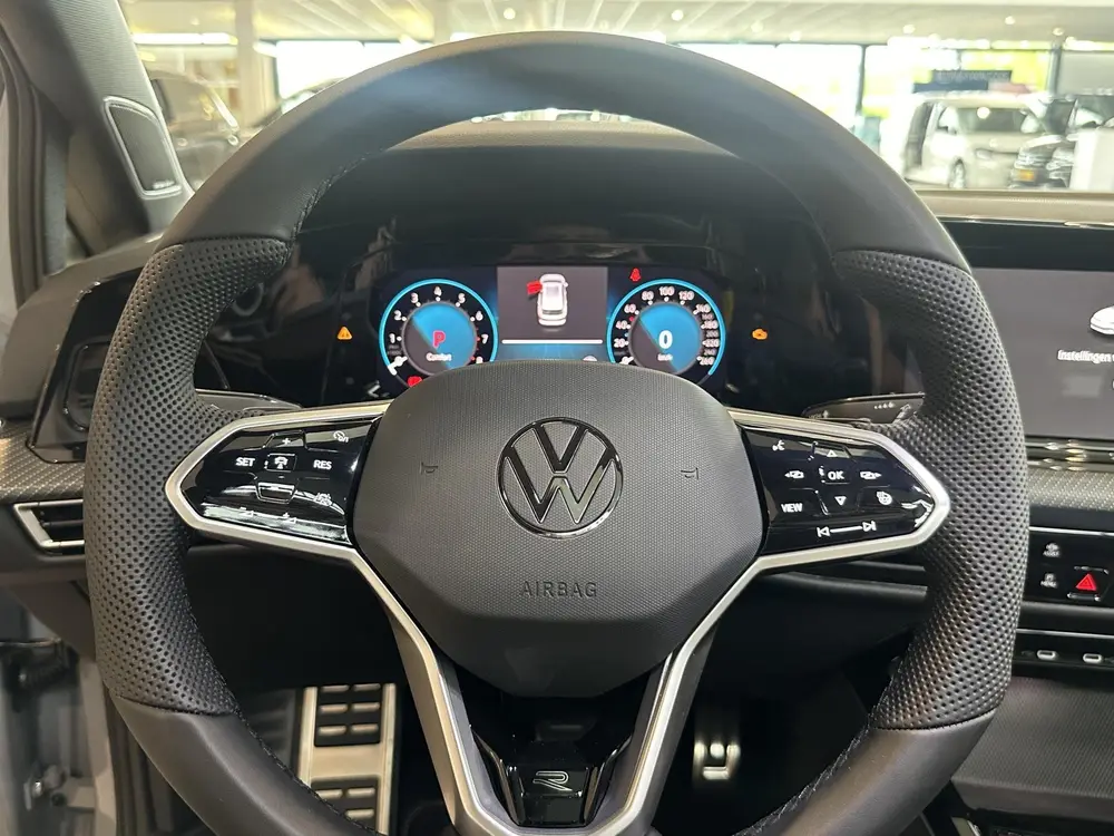 Volkswagen Golf Variant 1.5 eTSI R-Line Business+ | Panorami uit 2023, foto 9