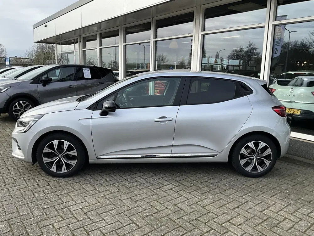 Renault Clio 1.0 TCe 90 Evolution uit 2022, foto 6