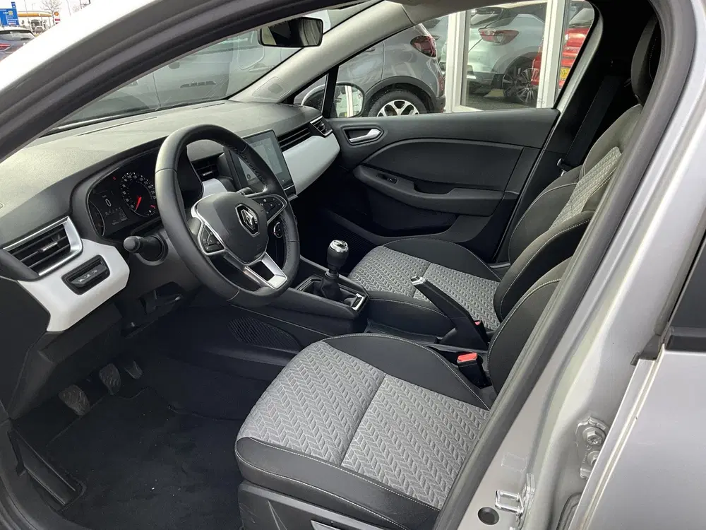 Renault Clio 1.0 TCe 90 Evolution uit 2022, foto 8