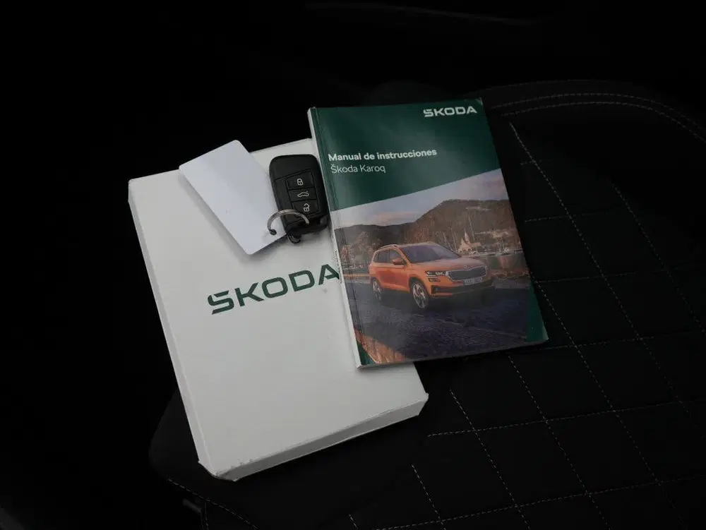 Skoda Karoq 1.5 TSI Sportline Business uit 2025, foto 11