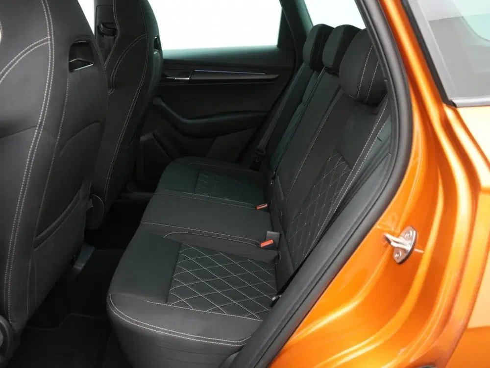 Skoda Karoq 1.5 TSI Sportline Business uit 2025, foto 17