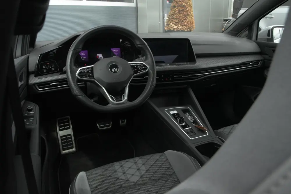Volkswagen Golf 1.5 eTSI R-Line | Pano | DAB | HUD | Camera uit 2021, foto 14