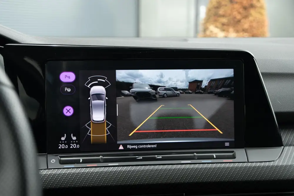 Volkswagen Golf 1.5 eTSI R-Line | Pano | DAB | HUD | Camera uit 2021, foto 8