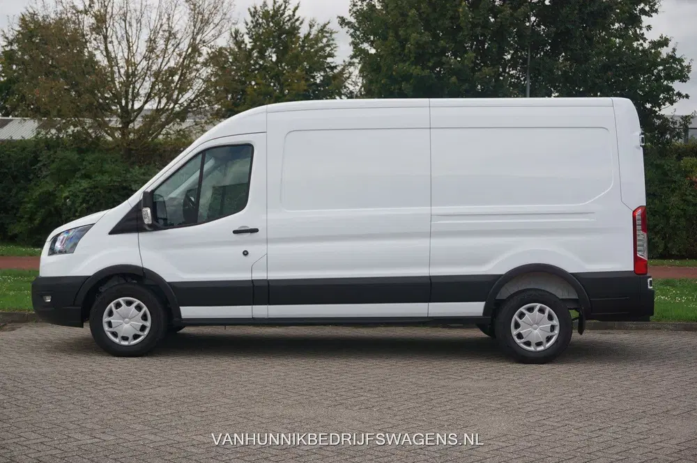 Ford Transit 350L 130PK L3H2 Trend AUT BPM VRIJ Clima uit 2024, foto 2