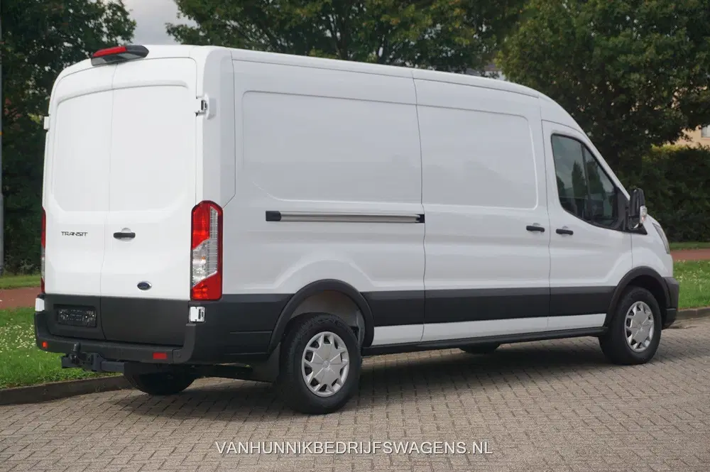 Ford Transit 350L 130PK L3H2 Trend AUT BPM VRIJ Clima uit 2024, foto 4