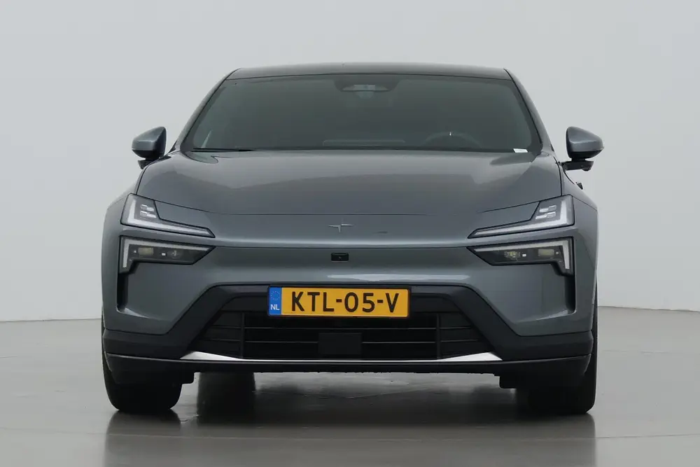 Polestar 4 Long Range Single Motor Plus 100 kWh uit 2025, foto 16