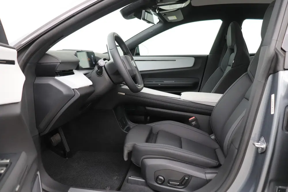 Polestar 4 Long Range Single Motor Plus 100 kWh uit 2025, foto 3