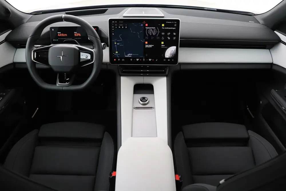 Polestar 4 Long Range Single Motor Plus 100 kWh uit 2025, foto 4