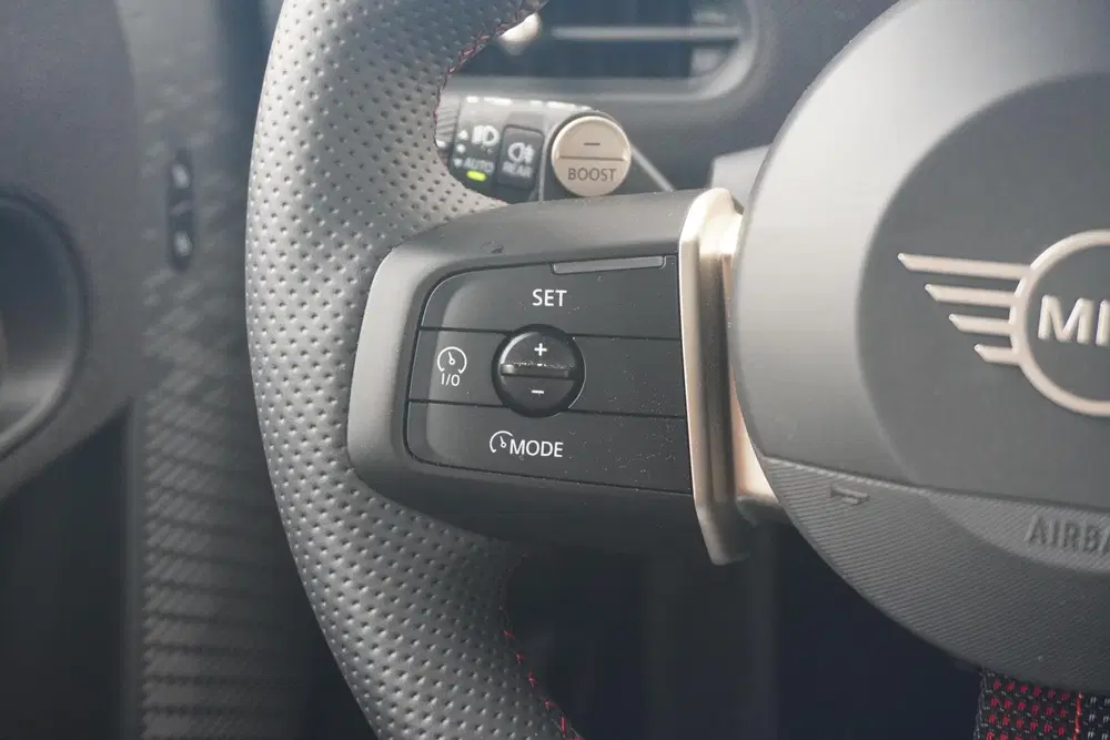 Mini Cabrio Cooper S uit 2026, foto 16