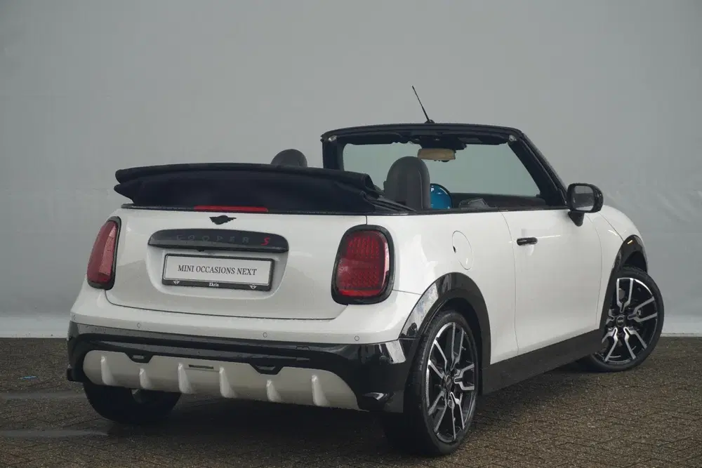 Mini Cabrio Cooper S uit 2026, foto 4