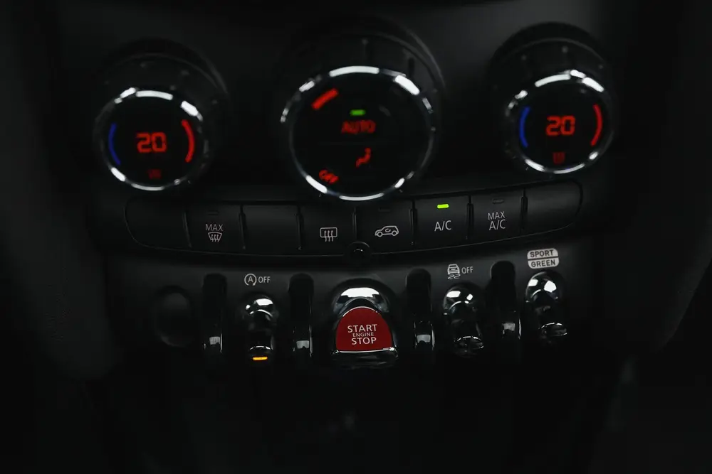 Mini Hatchback Cooper Chili uit 2019, foto 15