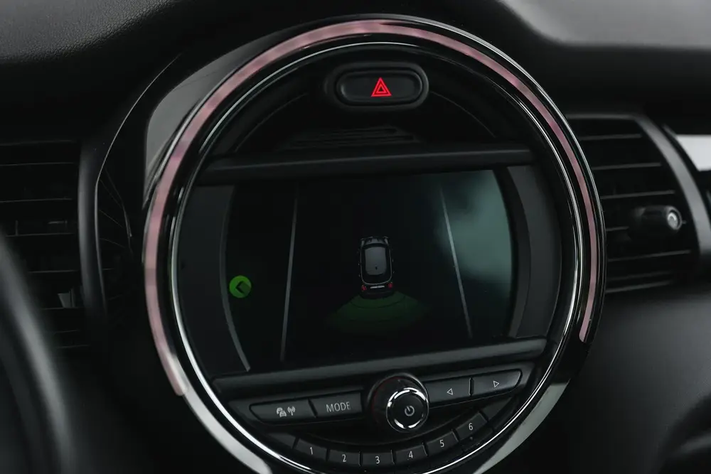 Mini Hatchback Cooper Chili uit 2019, foto 16