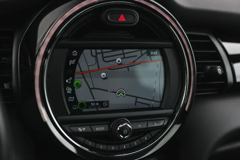 Mini Hatchback Cooper Chili uit 2019, foto 20