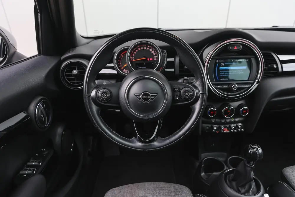 Mini Hatchback Cooper Chili uit 2019, foto 3