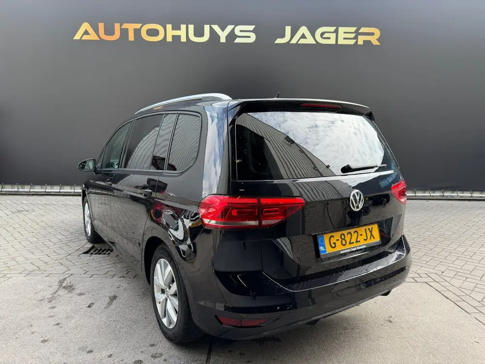 Volkswagen Touran 1.5 TSI Comfortline Business 7p Carplay Ma uit 2019, foto 2