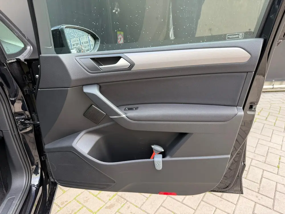 Volkswagen Touran 1.5 TSI Comfortline Business 7p Carplay Ma uit 2019, foto 20
